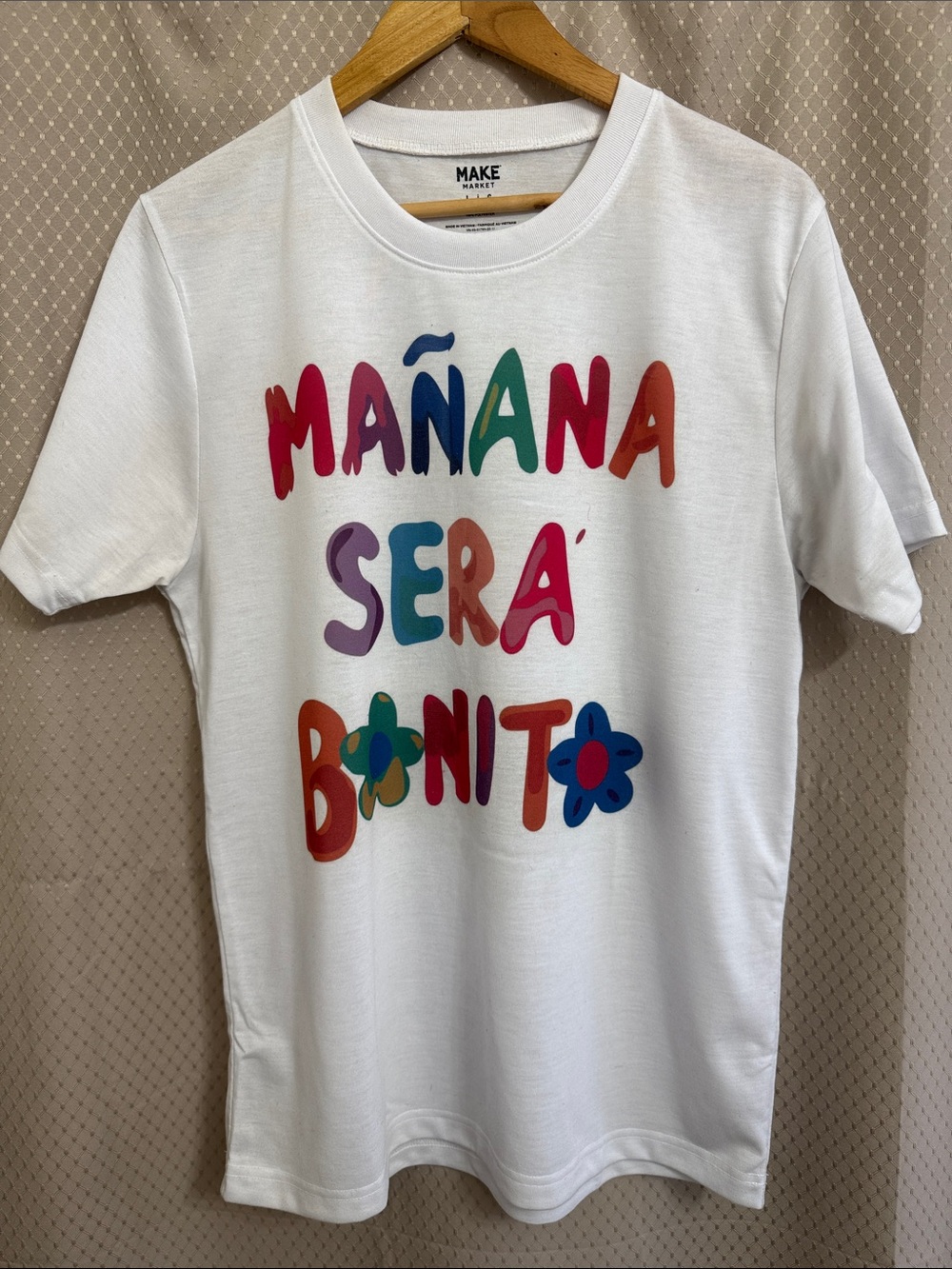 MAKE White Short Sleeve Graphic Tee — Mañana Será Bonita